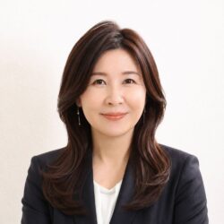 草野みゆ